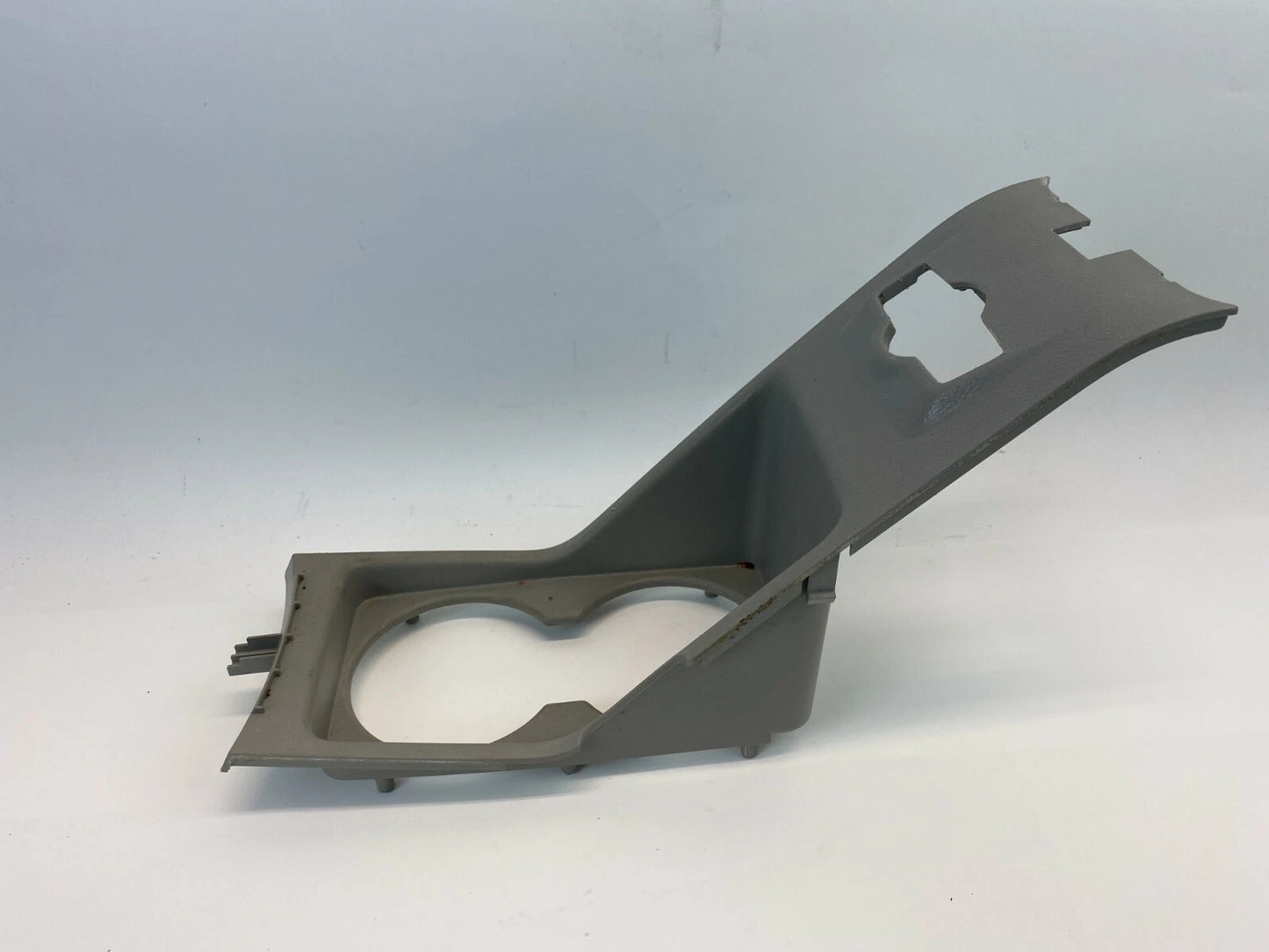 2008 2009 2010 SATURN VUE UPPER CENTER CONSOLE CUP HOLDER BEZEL COVER AHP26437
