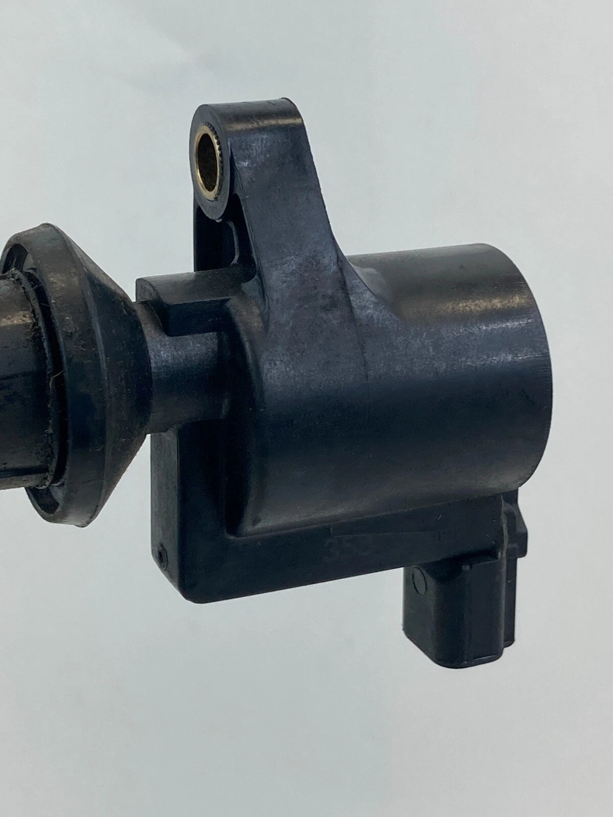 03 04 05 06 07 08 09 10 11 FORD FOCUS 2.0L L4 A/T IGNITION COIL IGNITER OEM