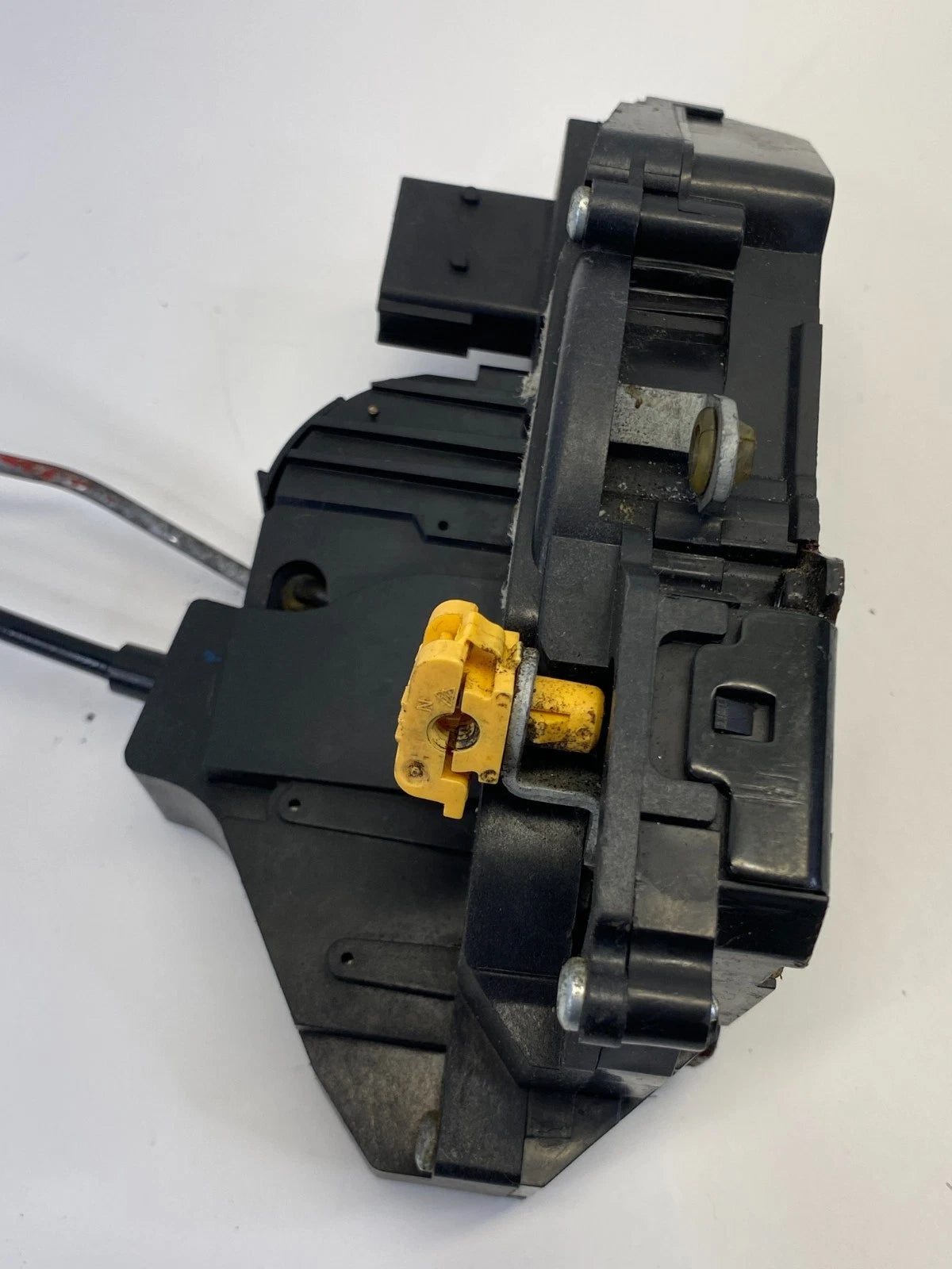 2006-2011 CHEVROLET HHR FRONT LEFT DRIVER DOOR LOCK LATCH ACTUATOR RELEASE OEM