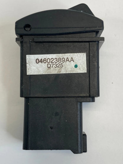 2005-2010 CHRYSLER 300 SEAT HEAT HEATED CONTROL SWITCH BUTTON 04602389AA OEM
