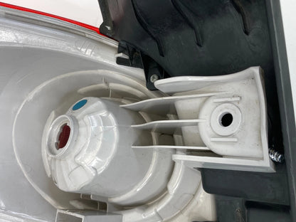 2010-2015 CHEVROLET EQUINOX RIGHT PASSENGER SIDE TAIL LIGHT TAILLIGHT LAMP OEM