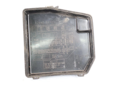 2007-2012 TOYOTA YARIS 1.5L L4 A/T ENGINE COMPARTMENT FUSE BOX JUNCTION BLOCK