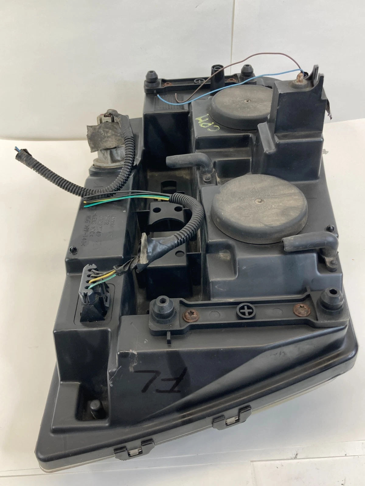 2002-2009 CHEVROLET TRAILBLAZER FRONT LEFT DRIVER HEADLIGHT LAMP 15179624 OEM