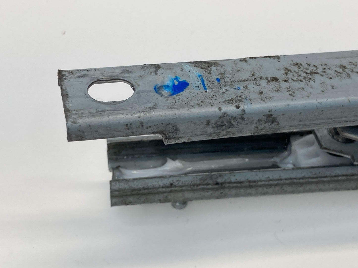 2013-2019 Nissan Sentra Rear Right Power Window Motor w/ Regulator 82730-3TA2A