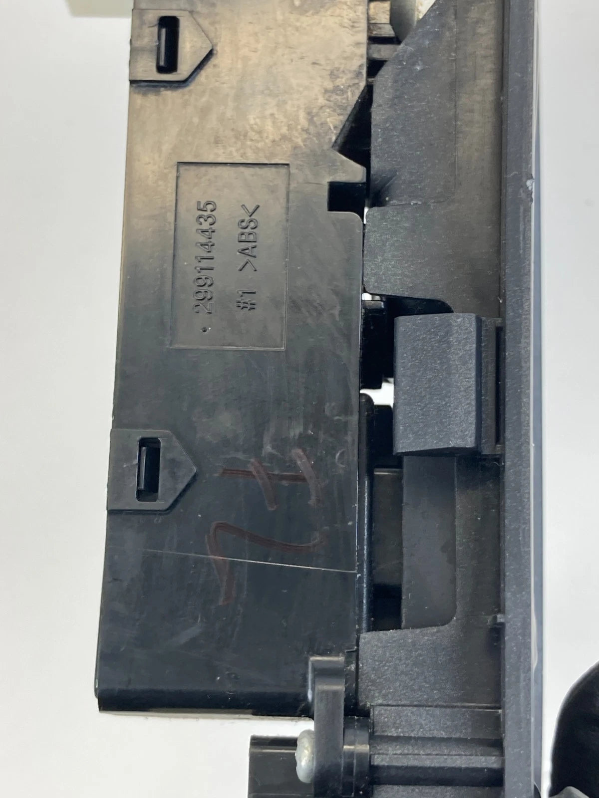 2014 2015 2016 Kia Forte Front Left Side Power Window Switch w/Bezel 93571-A7000