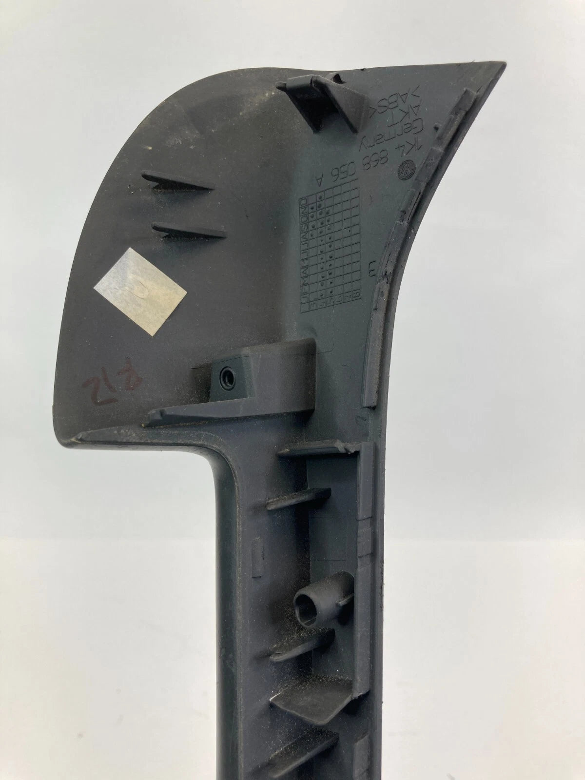 05-09 VOLKSWAGEN JETTA REAR RIGHT DOOR INNER PANEL HANDLE COVER 1K4-868-056-A