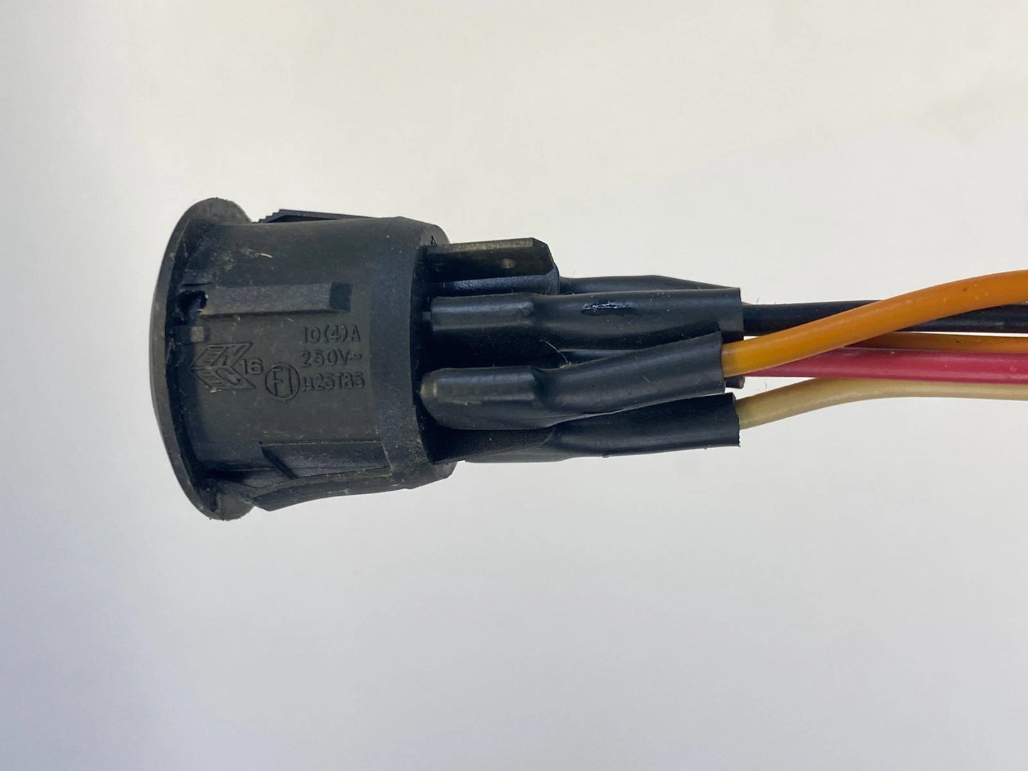UNIVERSAL ROUND SEAT HEATER ROCKER SWITCH BUTTON CONTROL WITH WIRING HARNESS