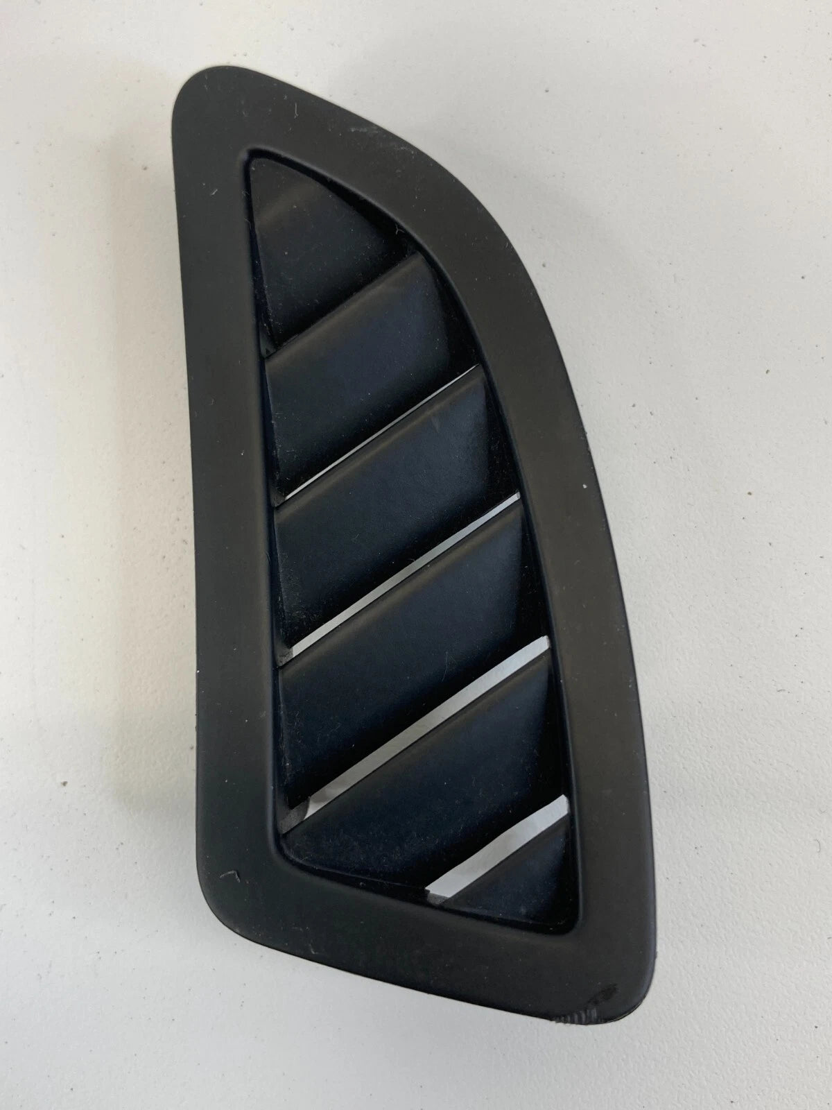 2011-2017 BUICK REGAL DASH LEFT SIDE AIR VENT DEFROST GRILLE OUTLET 13279236