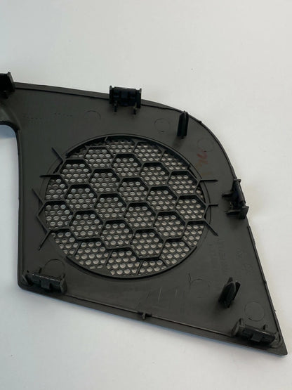 2005-2010 JEEP GRAND CHEROKEE FRONT LEFT DASH SPEAKER GRILL COVER 5KB01TRM OEM