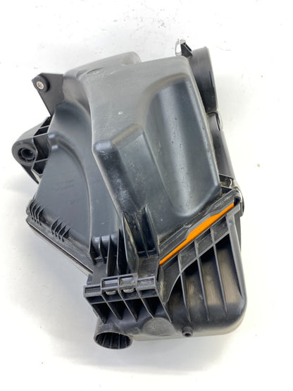 2013-2017 BMW X3 2.0L AWD Air Intake Cleaner Filter Box Assembly 761693201 OEM