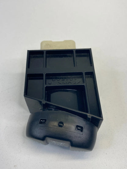 2004-2010 TOYOTA SIENNA INTERIOR DOME LIGHT DOOR LAMP CONTROL SWITCH BUTTON OEM
