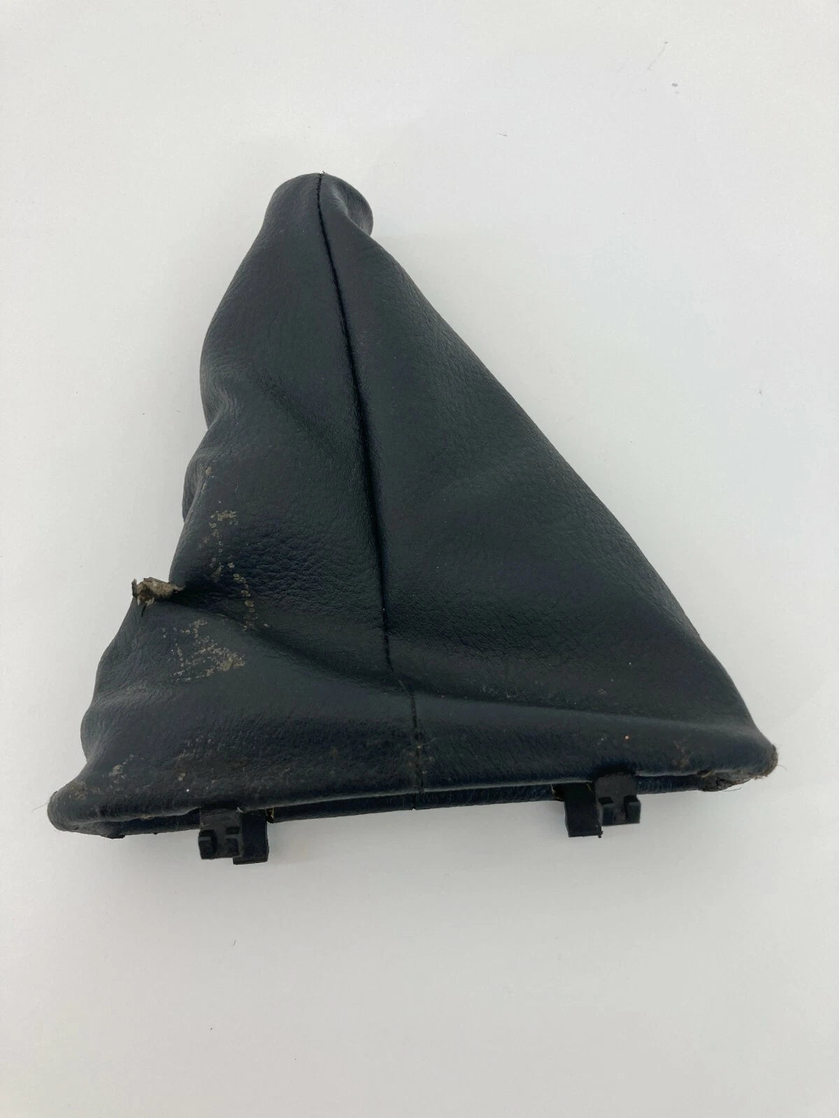 2004 04 ISUZU ASCENDER 4.2L AUTOMATIC TRANSMISSION SHIFTER SHIFT BOOT COVER OEM