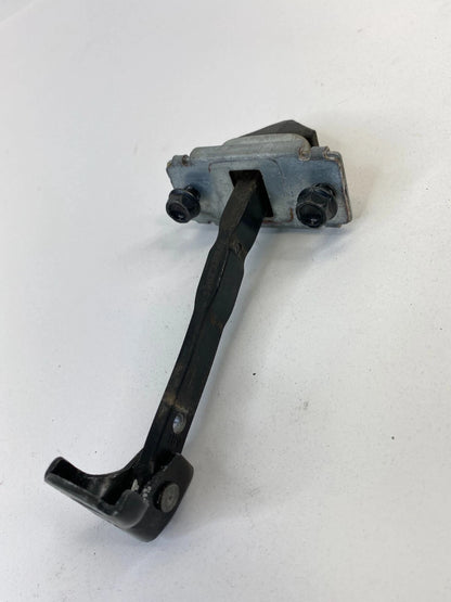 04 05 06 07 08 09 MAZDA 3 MAZDA3 REAR RIGHT SIDE DOOR CHECK STOPPER HINGE DETENT