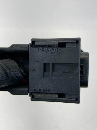 2006 2007 BMW 530xi 3.0L L6 AT ABS Anti Lock Brake Pump Connector Plug Relay OEM