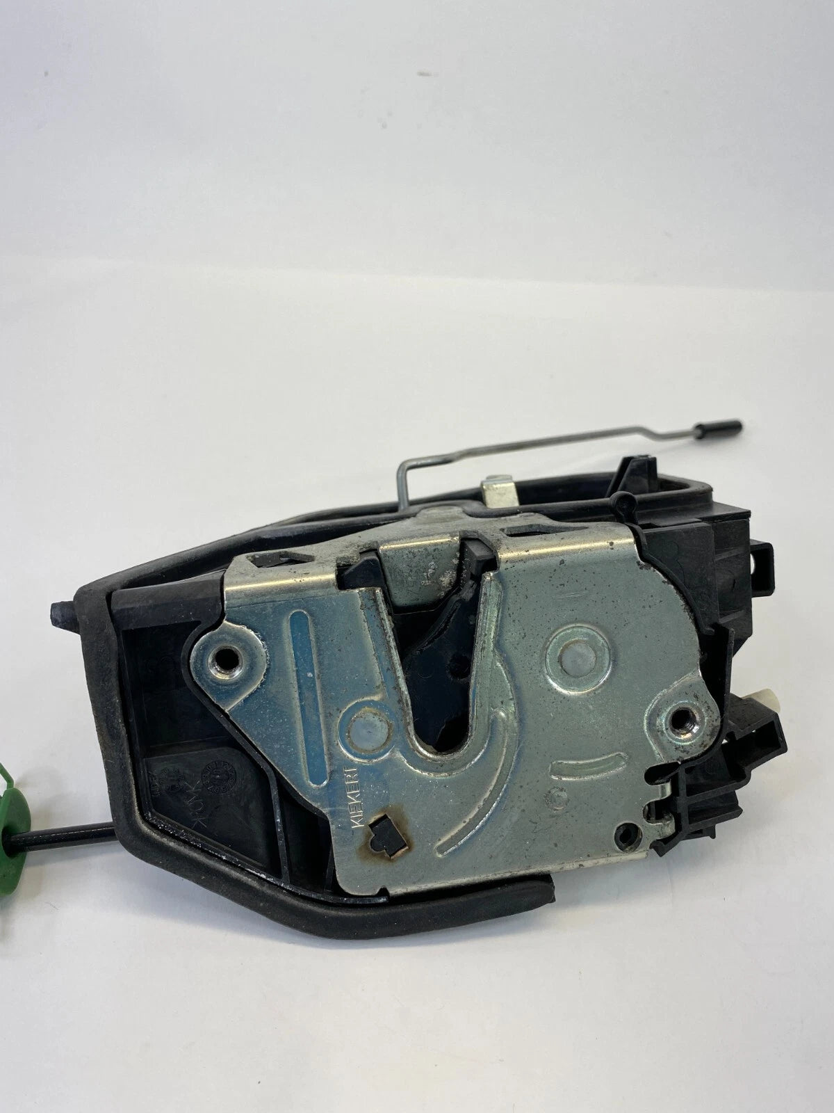 2004-2007 BMW 530I 525I REAR LEFT SIDE DOOR LOCK LATCH ACTUATOR 7167069 OEM
