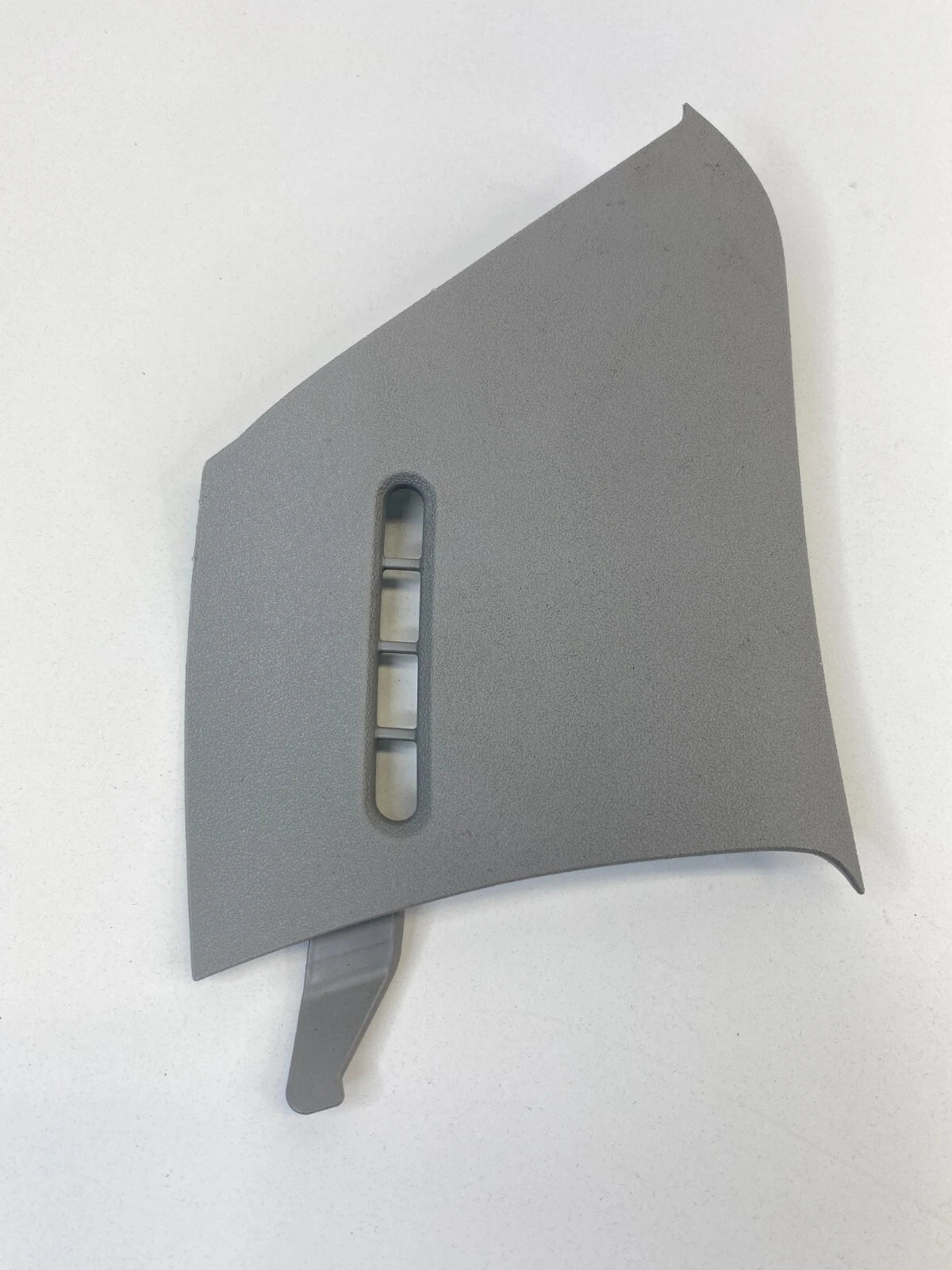 04 05 06 07 08 09 TOYOTA PRIUS FRONT RIGHT CORNER COVER PILLAR TRIM 62218-47010