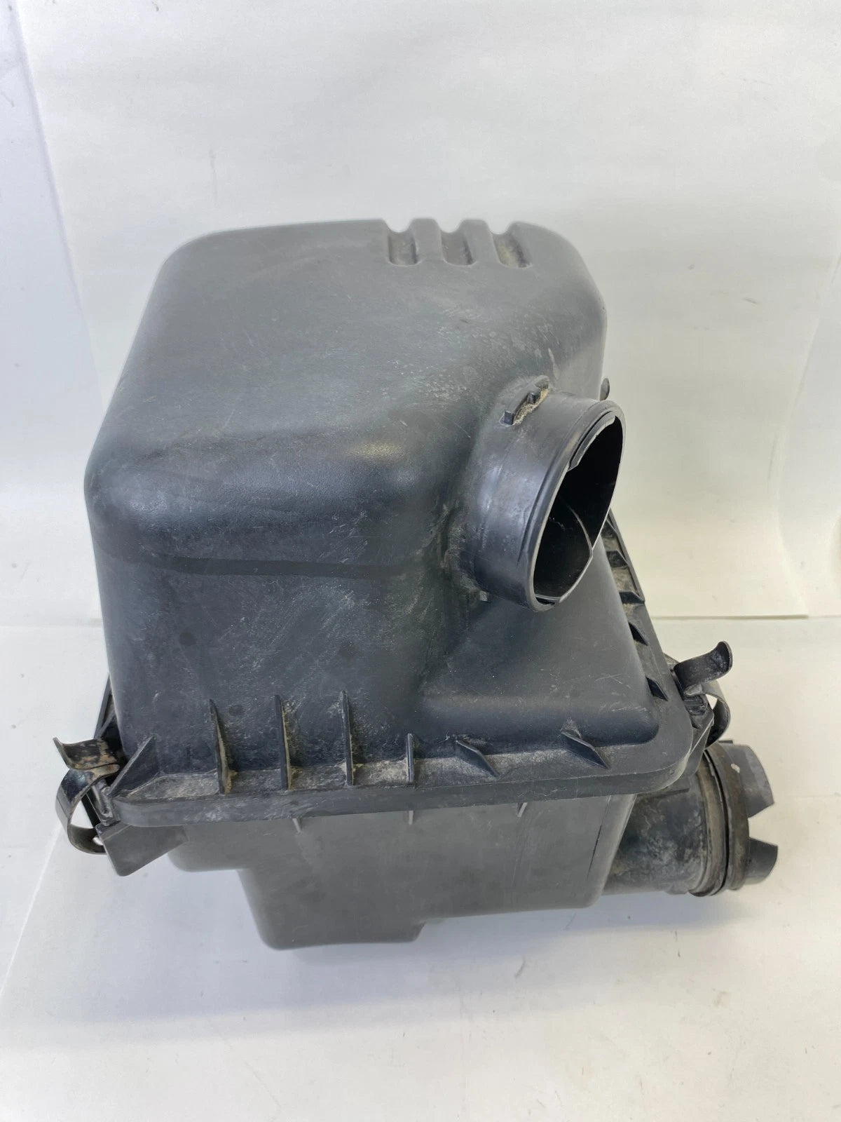 2010-2013 KIA FORTE 2.0L AIR CLEANER FILTER BOX HOUSING 28110-1M400 OEM