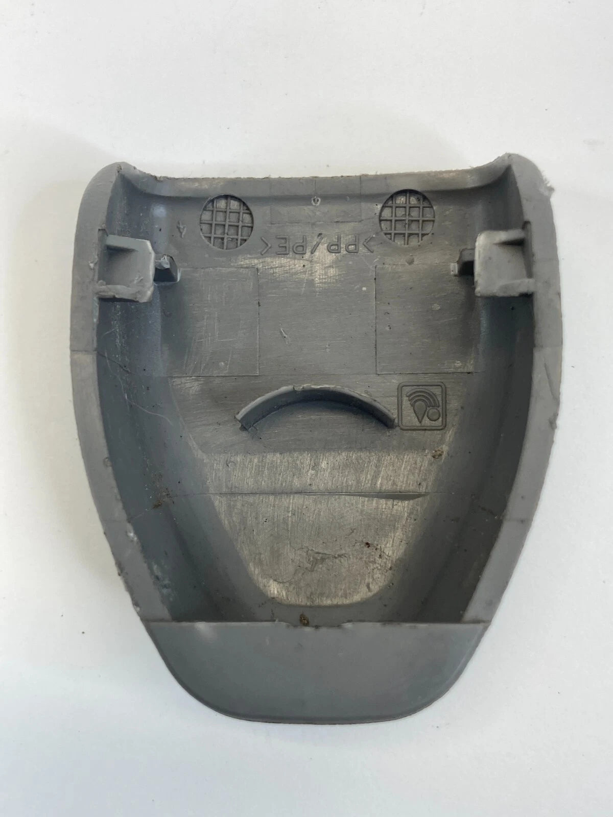 02 03 04 05 06 TOYOTA CAMRY SEAT BELT RETRACTOR LOWER ANCHOR LID COVER OEM
