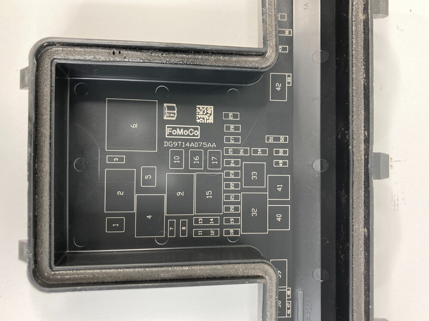 13-16 Ford Fusion Under Hood Engine Fuse Relay Box Cover Lid Cap DG9T14A075AA