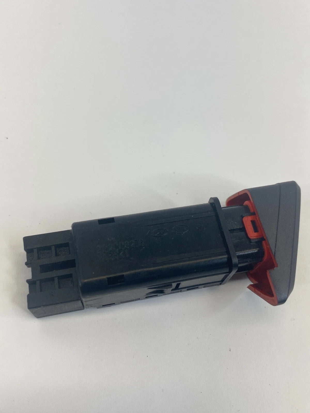 2011-2014 Hyundai Sonata Dash Hazard Emergency Warning Control Switch 202009278