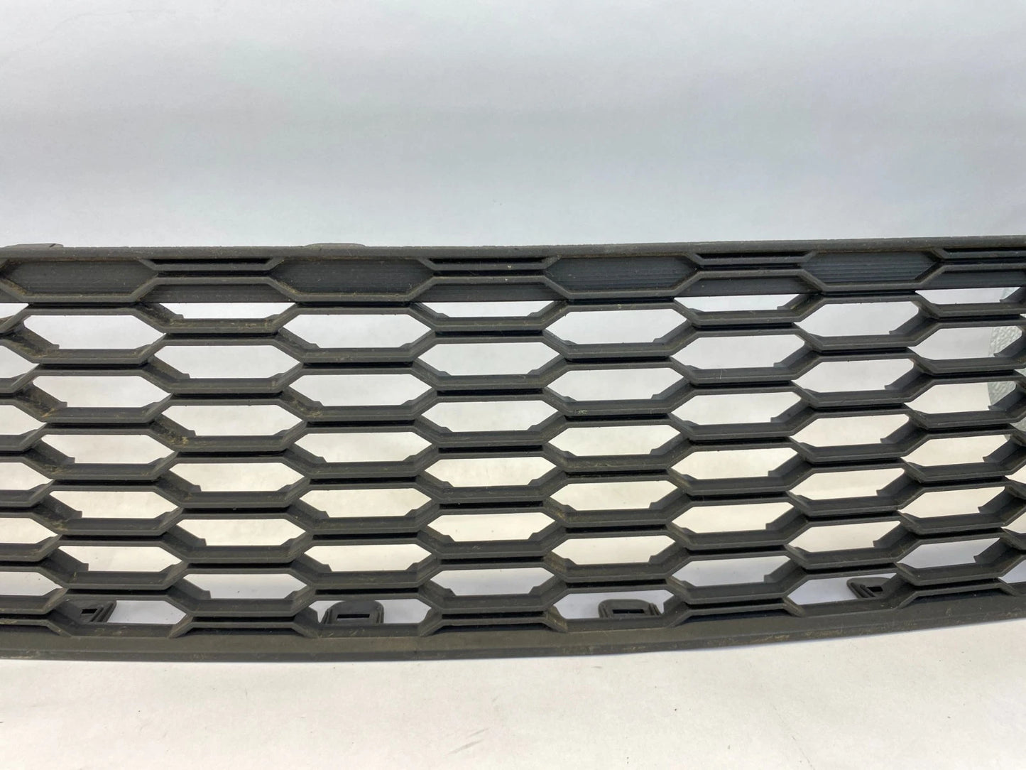 2018 2019 MITSUBISHI OUTLANDER SPORT FRONT BUMPER LOWER GRILLE INSERT 6402A505