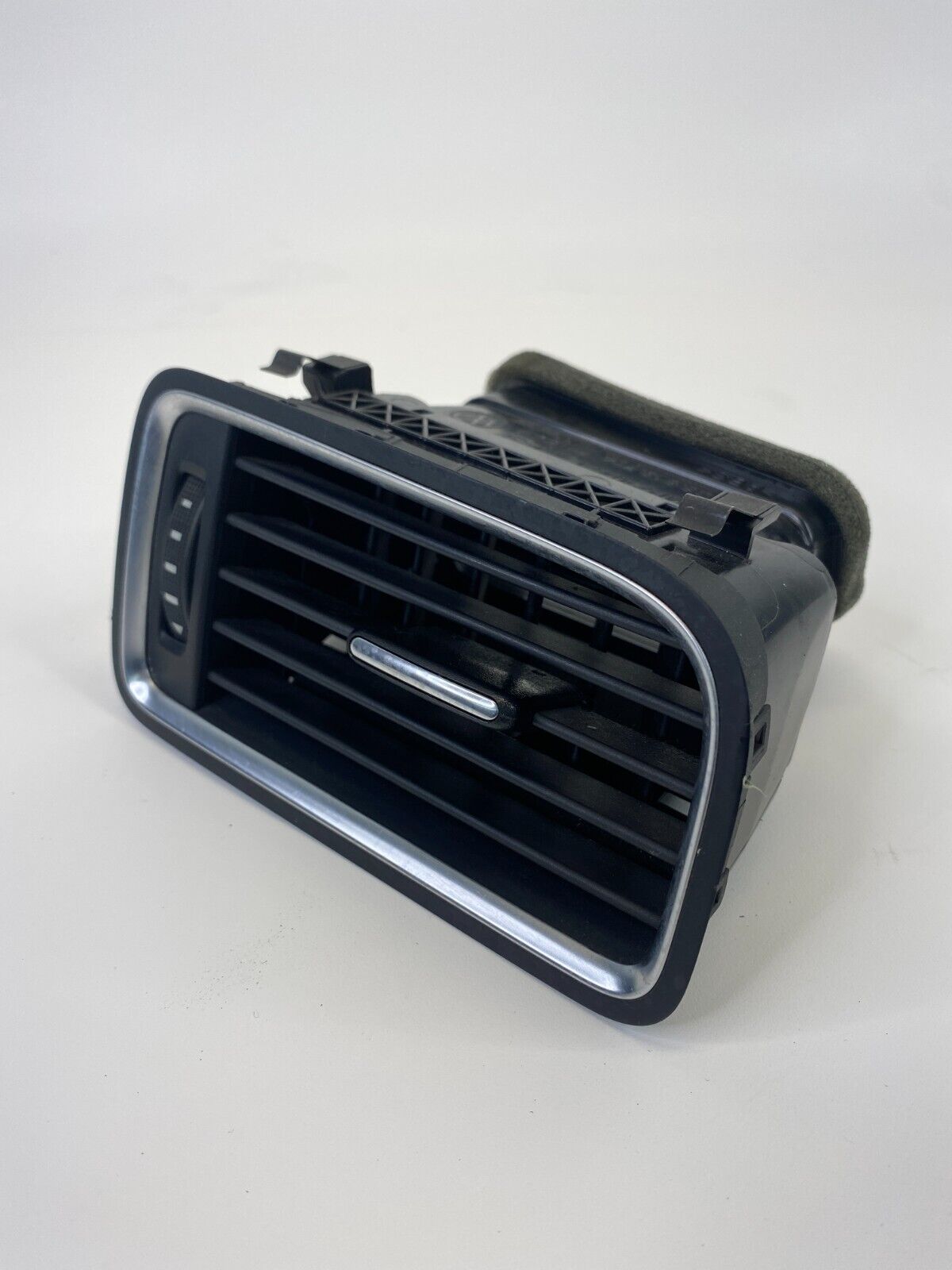 2011-2014 VW Jetta Dash Right Side Outer A/C Air Vent Duct Grill 5C6.819.704