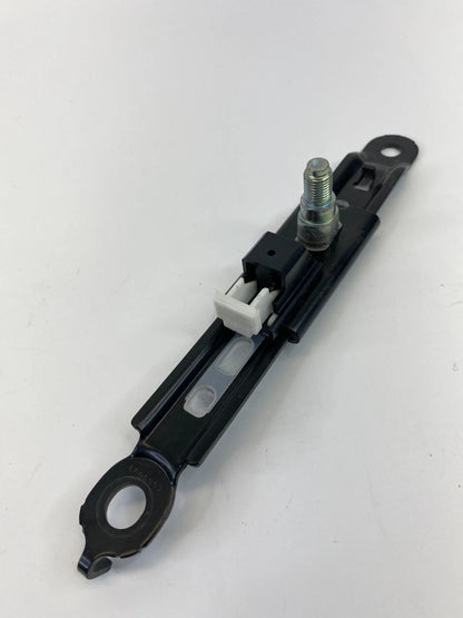 2010 11 12 13 14 2015 TOYOTA PRIUS SEAT BELT HEIGHT ADJUSTER ASSEMBLY OEM