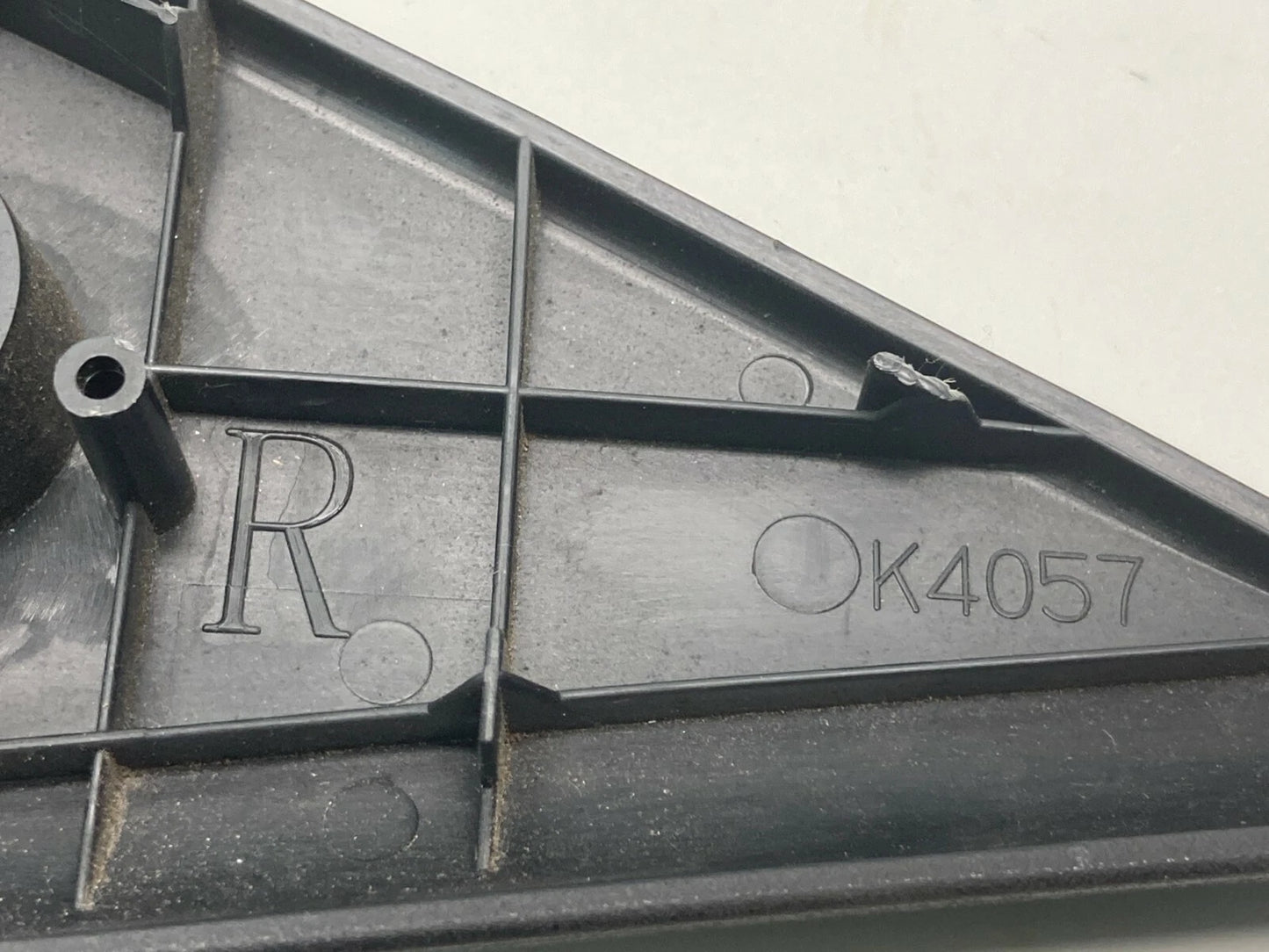 07-09 MAZDA CX-7 RIGHT PASSENGER DOOR INNER COVER CORNER MOLDING TRIM EG2168515