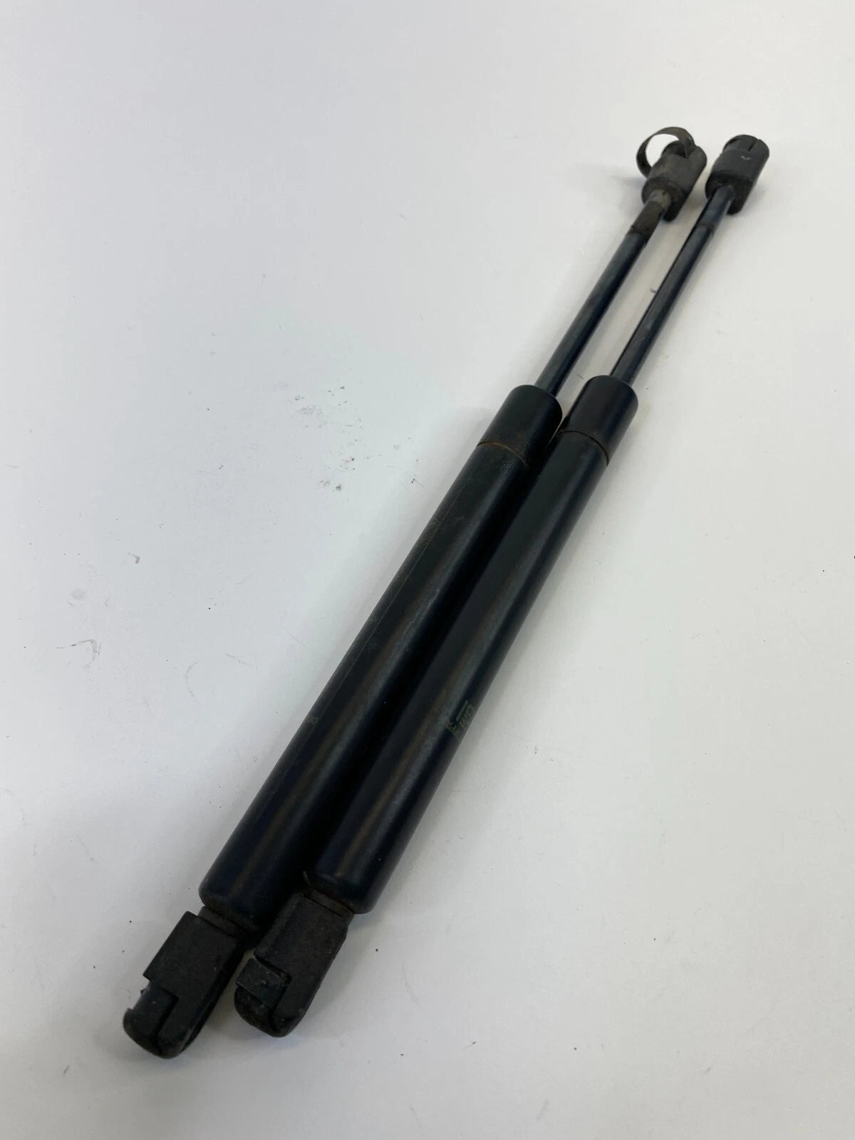 2008-2012 CHEVY MALIBU DECKLID TRUNK SUPPORT SHOCK STRUT LIFT CYLINDER 15825422