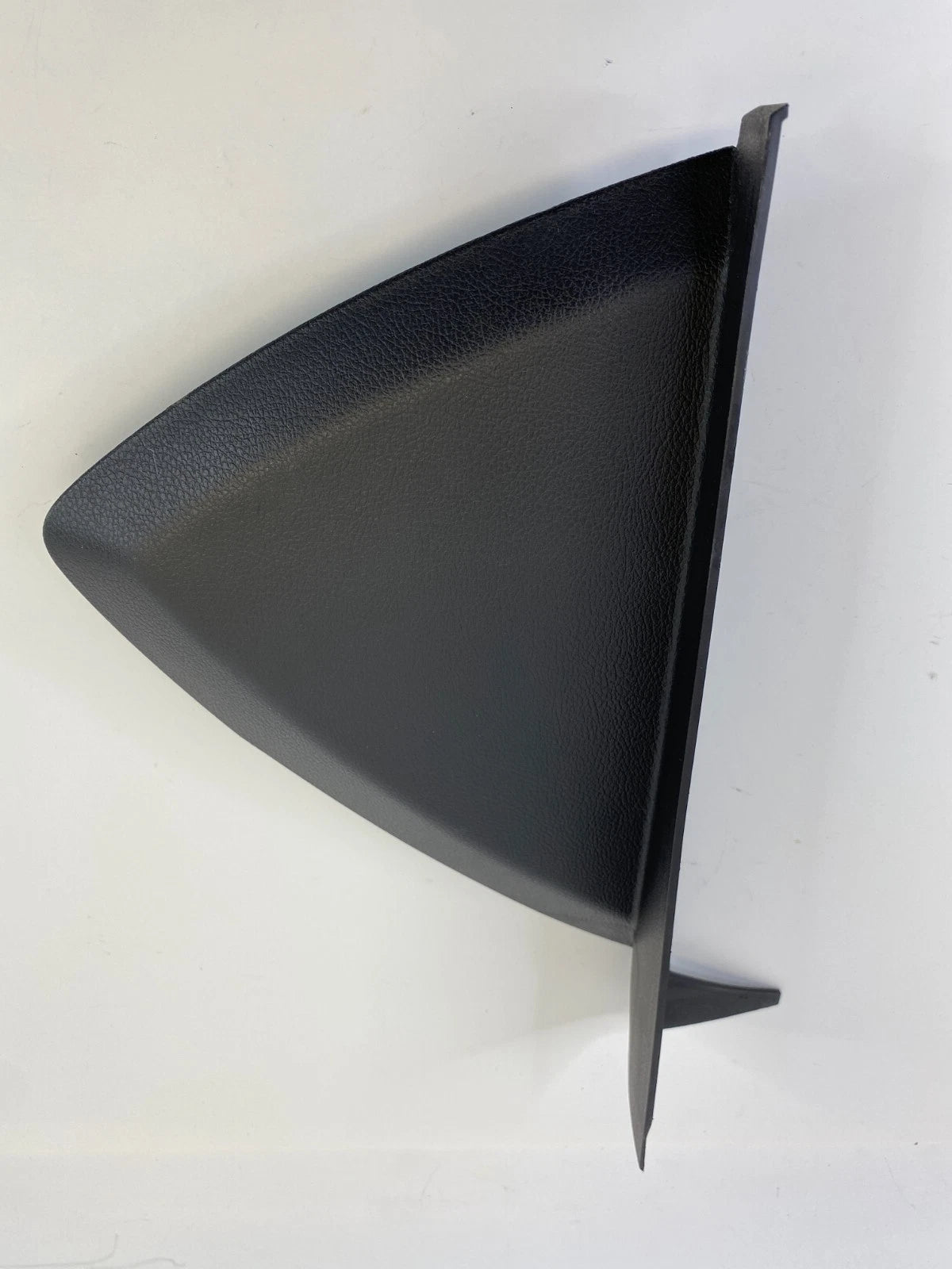 2012-2018 FORD FOCUS FRONT RIGHT SIDE DASH END COVER BEZEL TRIM BM51-A044C60-AB