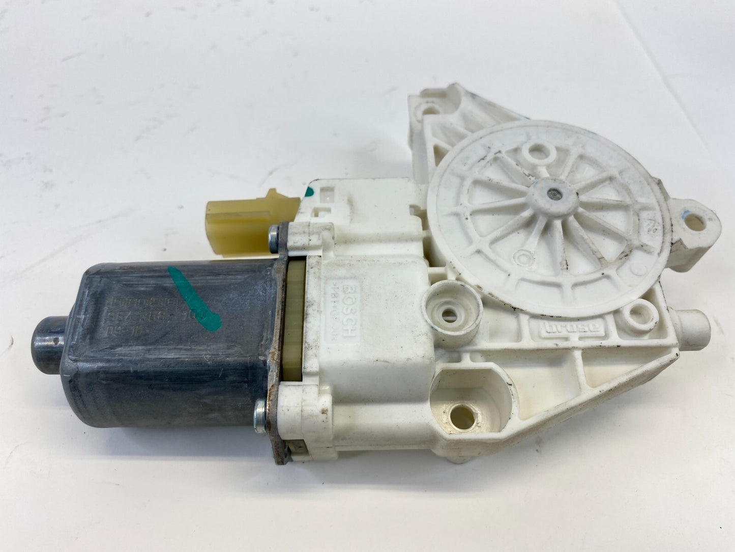 2009-2020 Dodge Journey Front Right Passenger Door Window Motor 0130822474