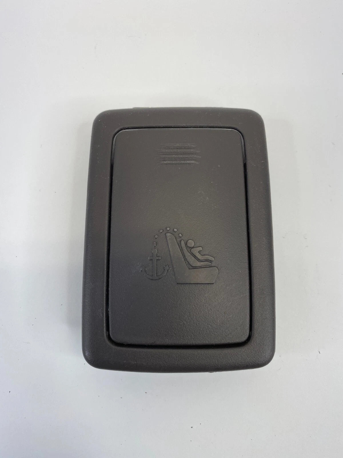 08-12 CHEVY MALIBU REAR DECK SEAT CHILD SAFETY ANCHOR HOOK CAP COVER 15292191