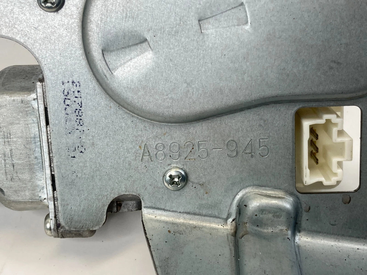 2010-2017 GMC TERRAIN REAR WINDSHIELD WIPER MOTOR ASSEMBLY OEM FACTORY A8925-945