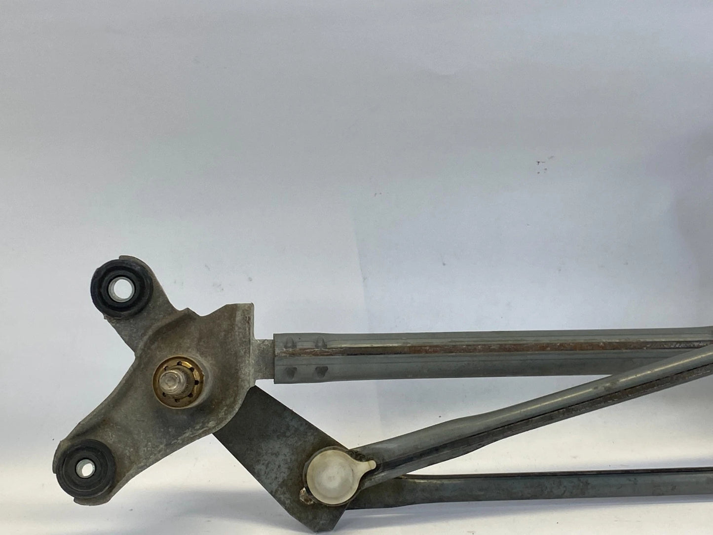 2007-2011 TOYOTA CAMRY FRONT WINDSHIELD WIPER MOTOR W/LINKAGE 85110-06060 OEM
