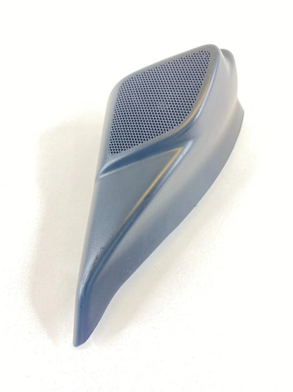 04-11 VOLVO S40 FRONT RIGHT PASSENGER SIDE DOOR SPEAKER TWEETER COVER TRIM PANEL