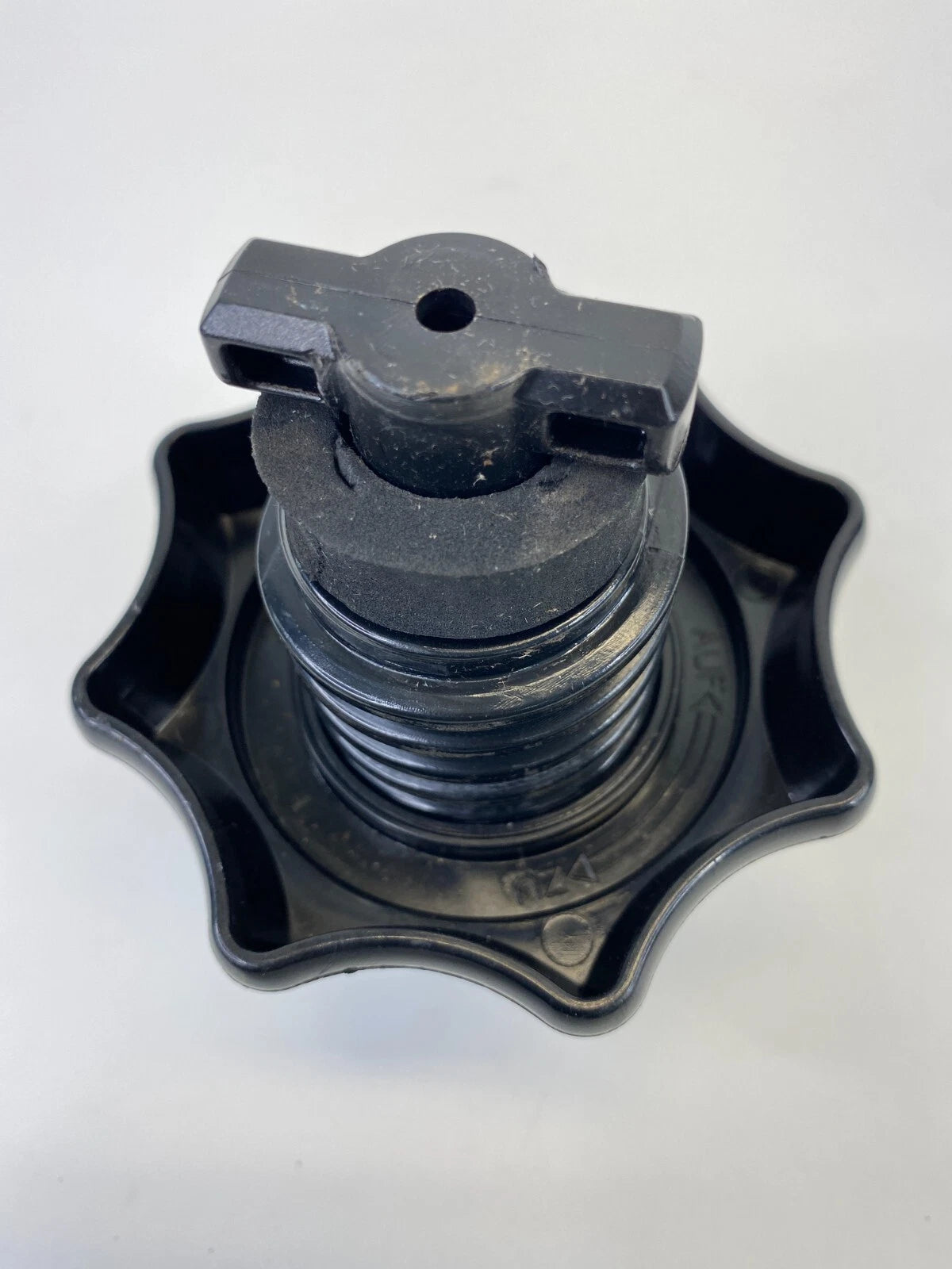 2009-2014 VOLKSWAGEN JETTA SPARE TIRE HOLD DOWN MOUNT BOLT NUT 1K0803899D OEM