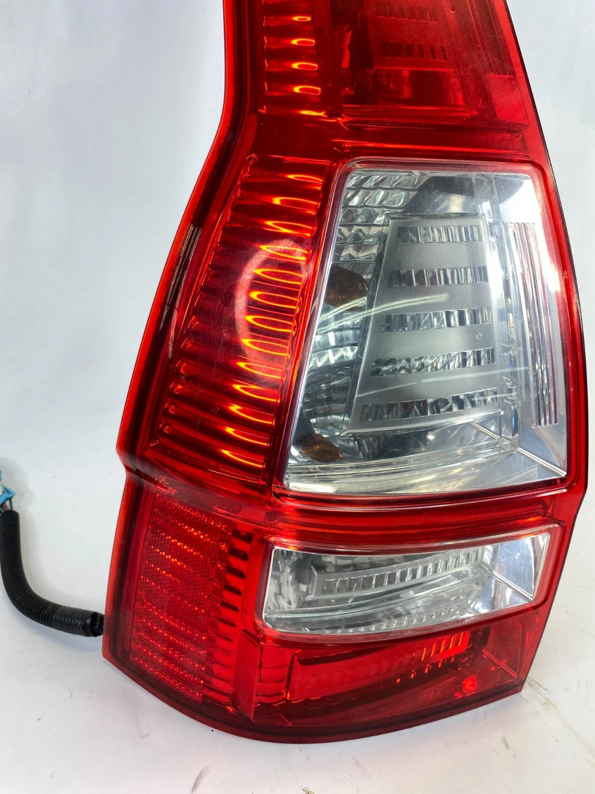 2007-2011 HONDA CR-V LEFT LH REAR TAIL LIGHT LAMP QUARTER PANEL OEM
