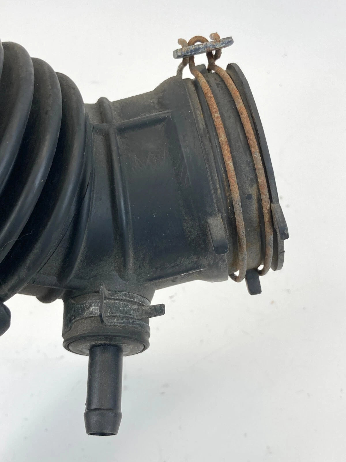 2011-2016 HYUNDAI ELANTRA AIR INTAKE CLEANER HOSE DUCT TUBE PIPE OEM