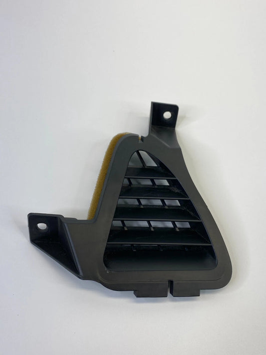2008-2015 MITSUBISHI LANCER UPPER DASH RIGHT AC DEFROSTER AIR VENT 8030A091