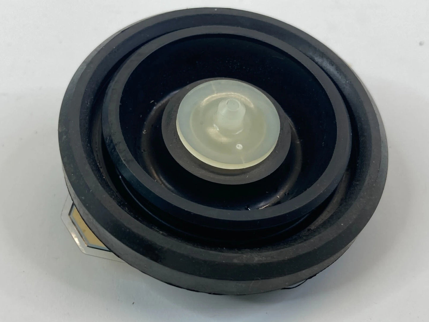 2001-2005 TOYOTA RAV4 2.0L BRAKE MASTER CYLINDER FLUID RESERVOIR CAP COVER