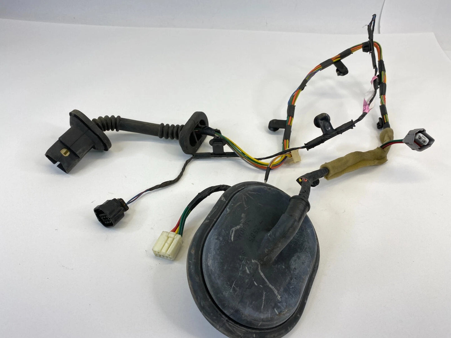 04-08 MITSUBISHI ENDEAVOR REAR RIGHT SIDE DOOR HARNESS WIRING WIRE 8512A118 OEM