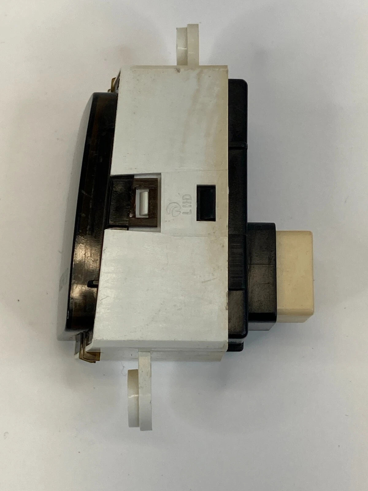 06-11 HYUNDAI SONATA PASSENGER SEAT BELT INDICATOR REMINDER LIGHT SWITCH OEM