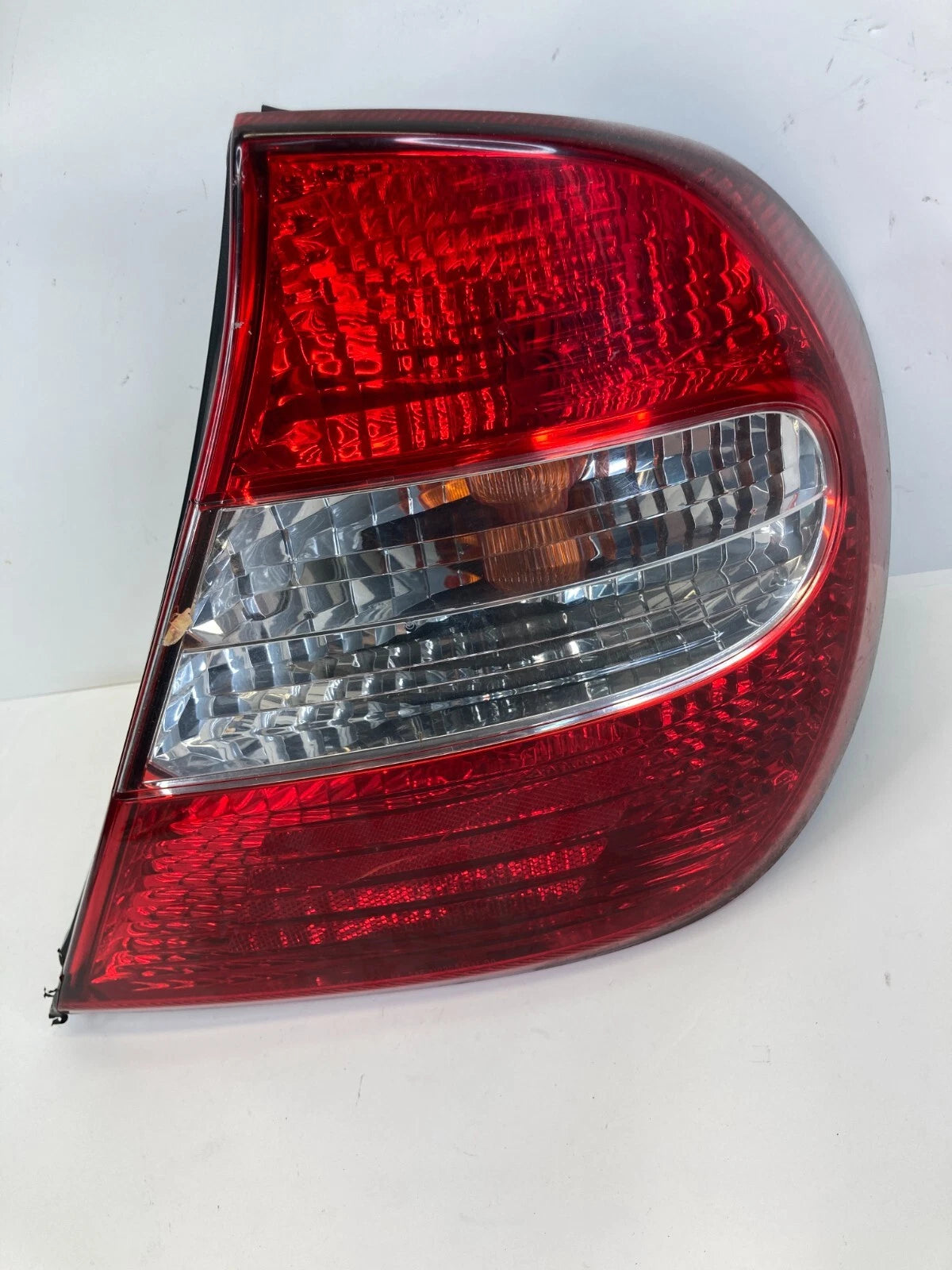 2002 2003 2004 TOYOTA CAMRY PASSENGER RIGHT SIDE TAIL LIGHT LAMP ASSEMBLY OEM