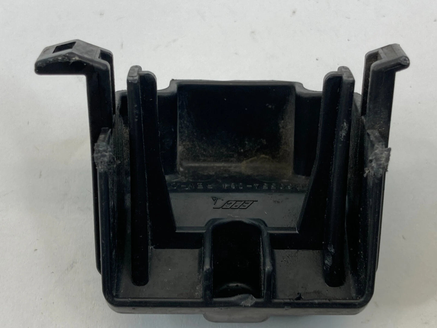 2003 MERCURY GRAND MARQUIS ENGINE FUSE BOX RELAY GROUND WIRE COVER 2C7T-14N003-A