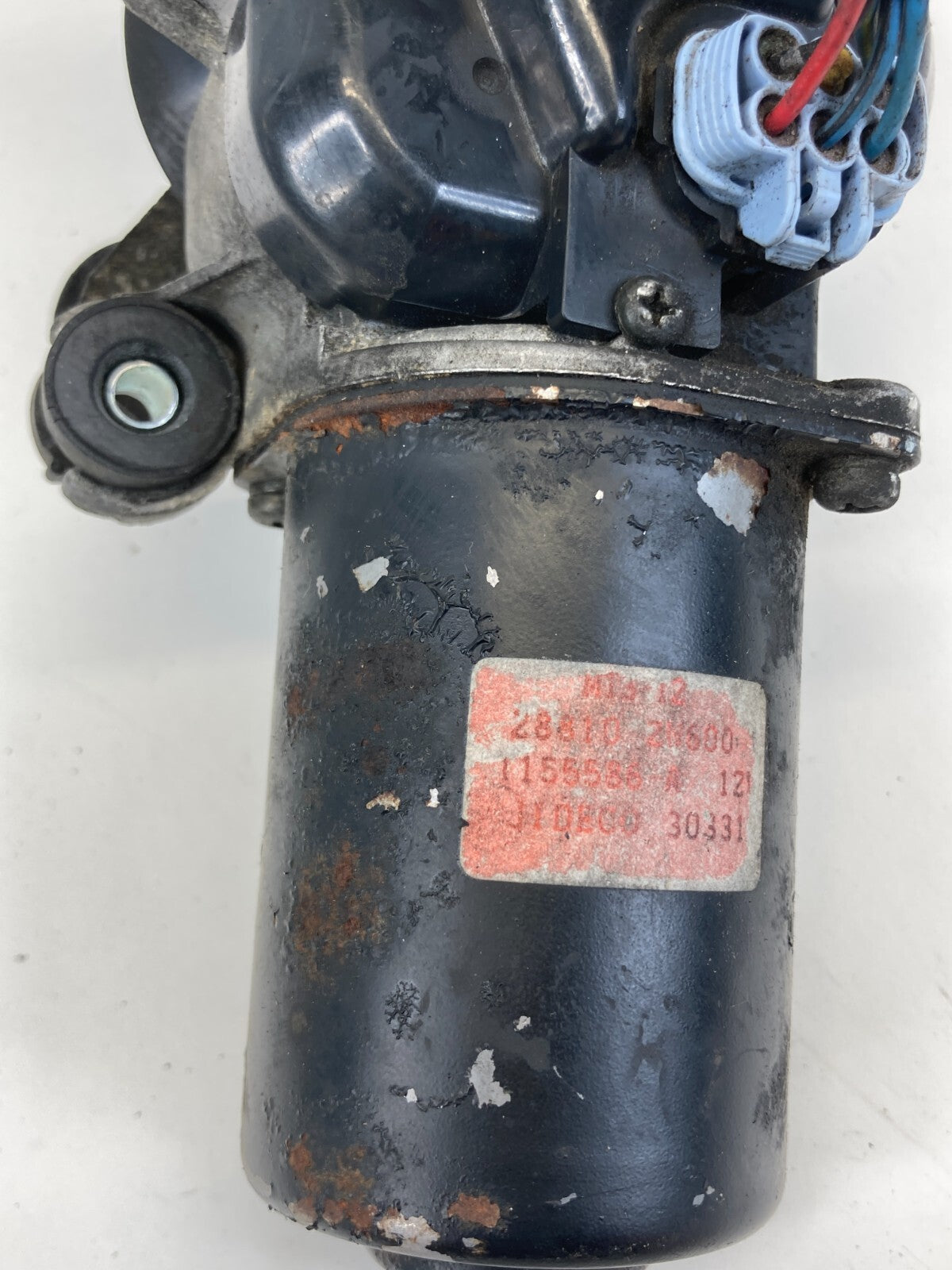 2001-2004 Nissan Pathfinder Front Windshield Power Wiper Motor Assembly