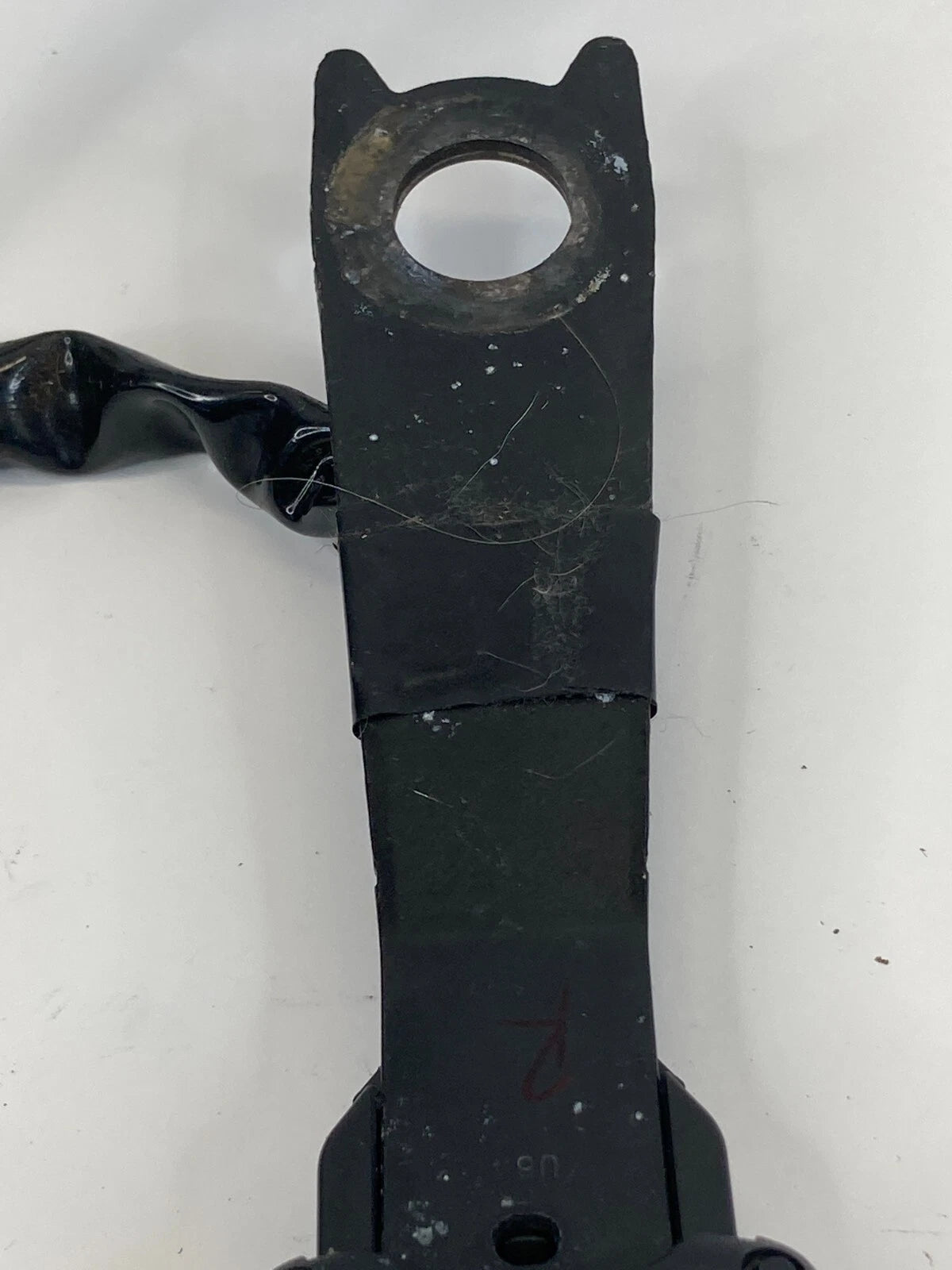 2006-2008 LEXUS IS250 IS350 FRONT RIGHT PASSENGER SEAT BELT BUCKLE E034501 OEM
