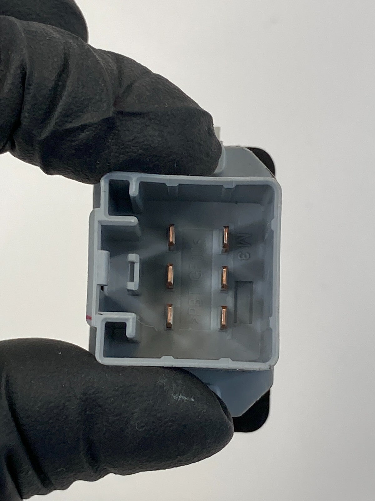 2015-2024 Ford Edge Rear 2ND Row Power Folding Seat Switch OEM