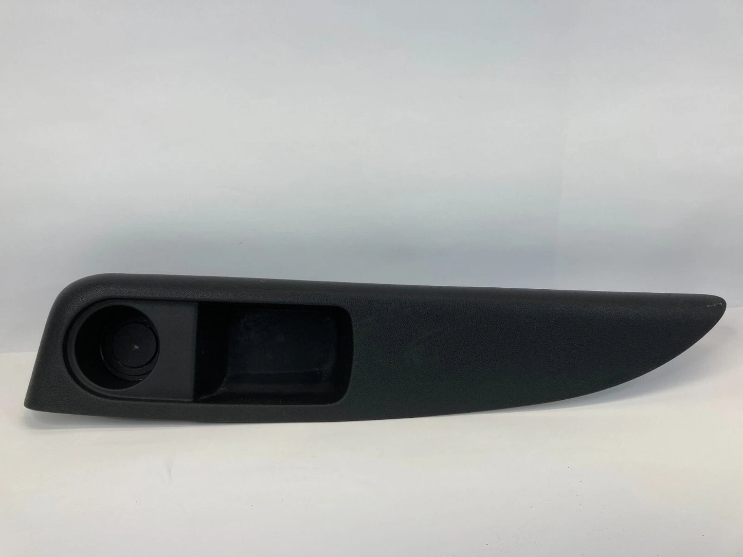 09-17 CHEVROLET TRAVERSE REAR LEFT SIDE 3RD THIRD ROW ARM REST W/ CUP HOLDER OEM