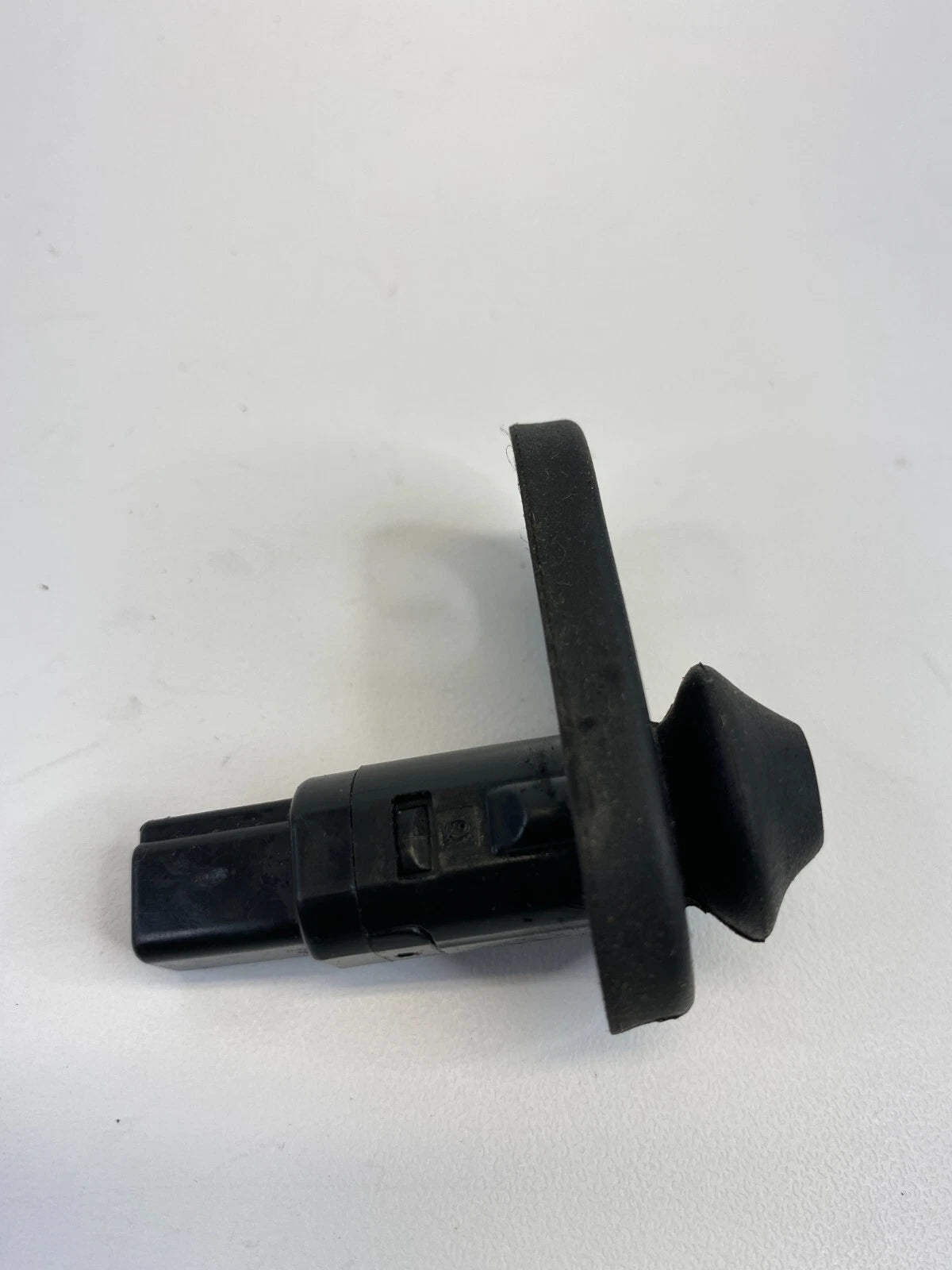 1999-2022 TOYOTA CAMRY FRONT LEFT DOOR COURTESY LIGHT AJAR JAMB SENSOR SWITCH