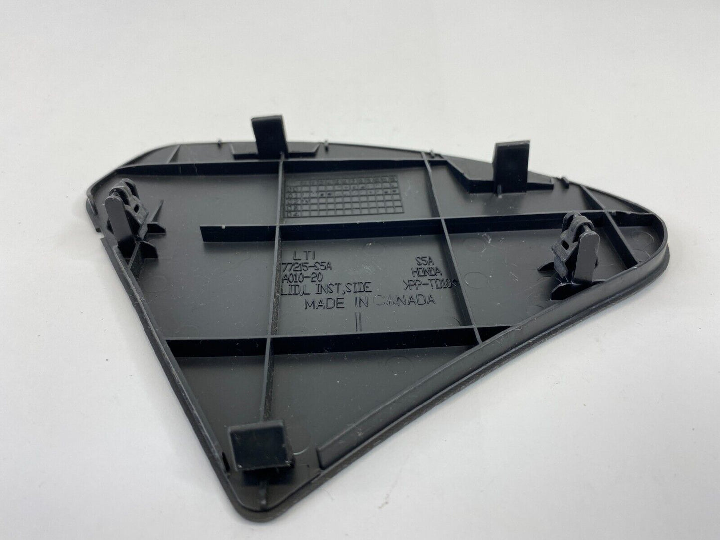 2001-2005 Honda Civic Dash Left Side End Cover Trim Panel Assembly 77215S5AA010